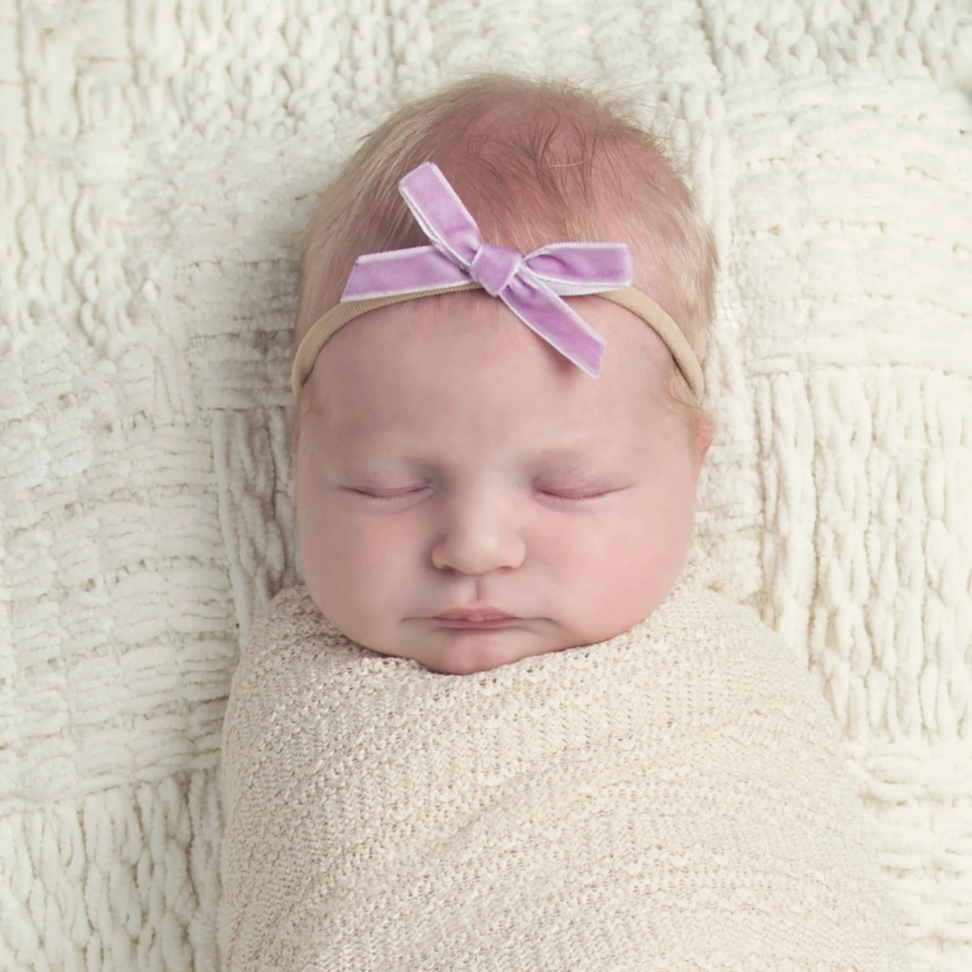 EVIE Velvet MINI Bow on Skinny Nylon Headband - Lilac