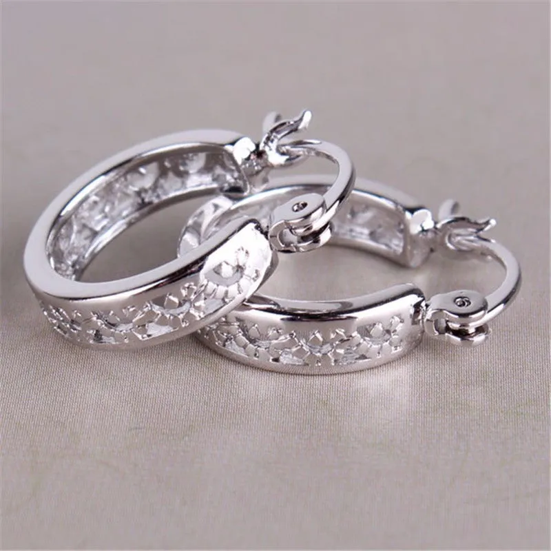 Fashion Classic Hollow Out Round Hoop Earring For Women High Quality Brinco Earings Ladies Jewellery