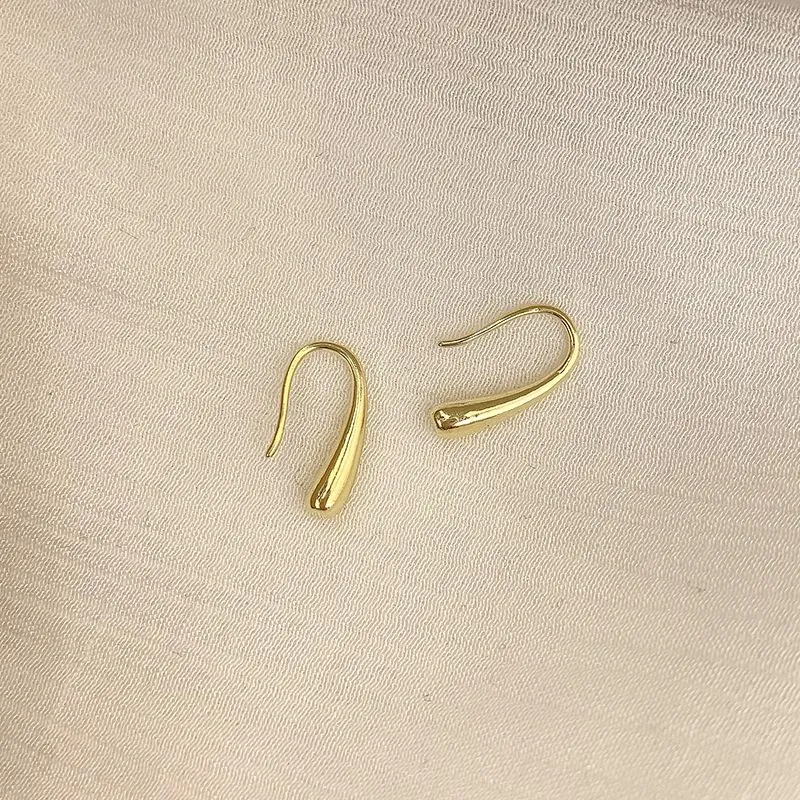 just-lil-things-gold-pin-earrings-jlt10663