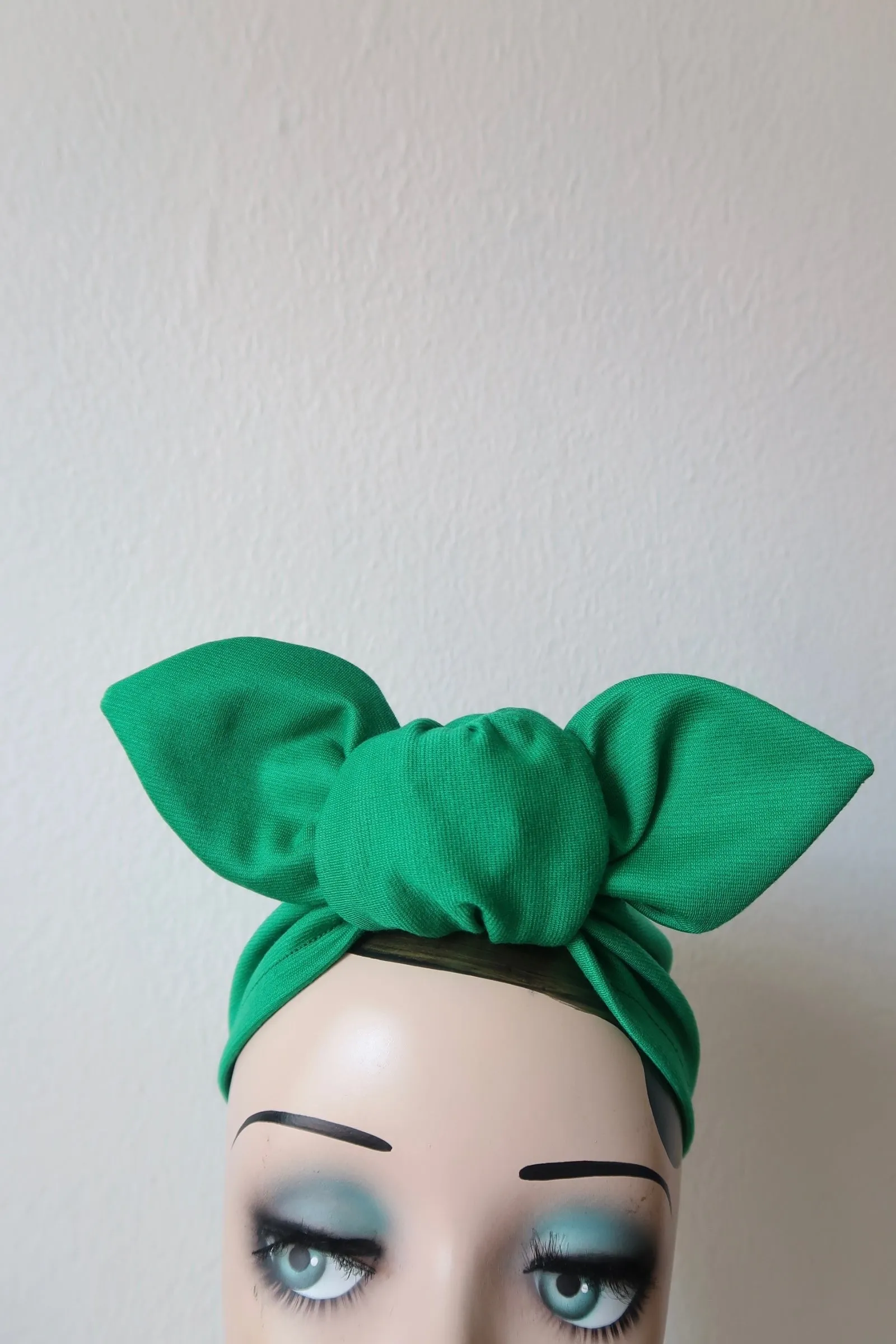 Landgirl 1940s Pre-tied Stretchy Headband in 9 Colours (made to order)