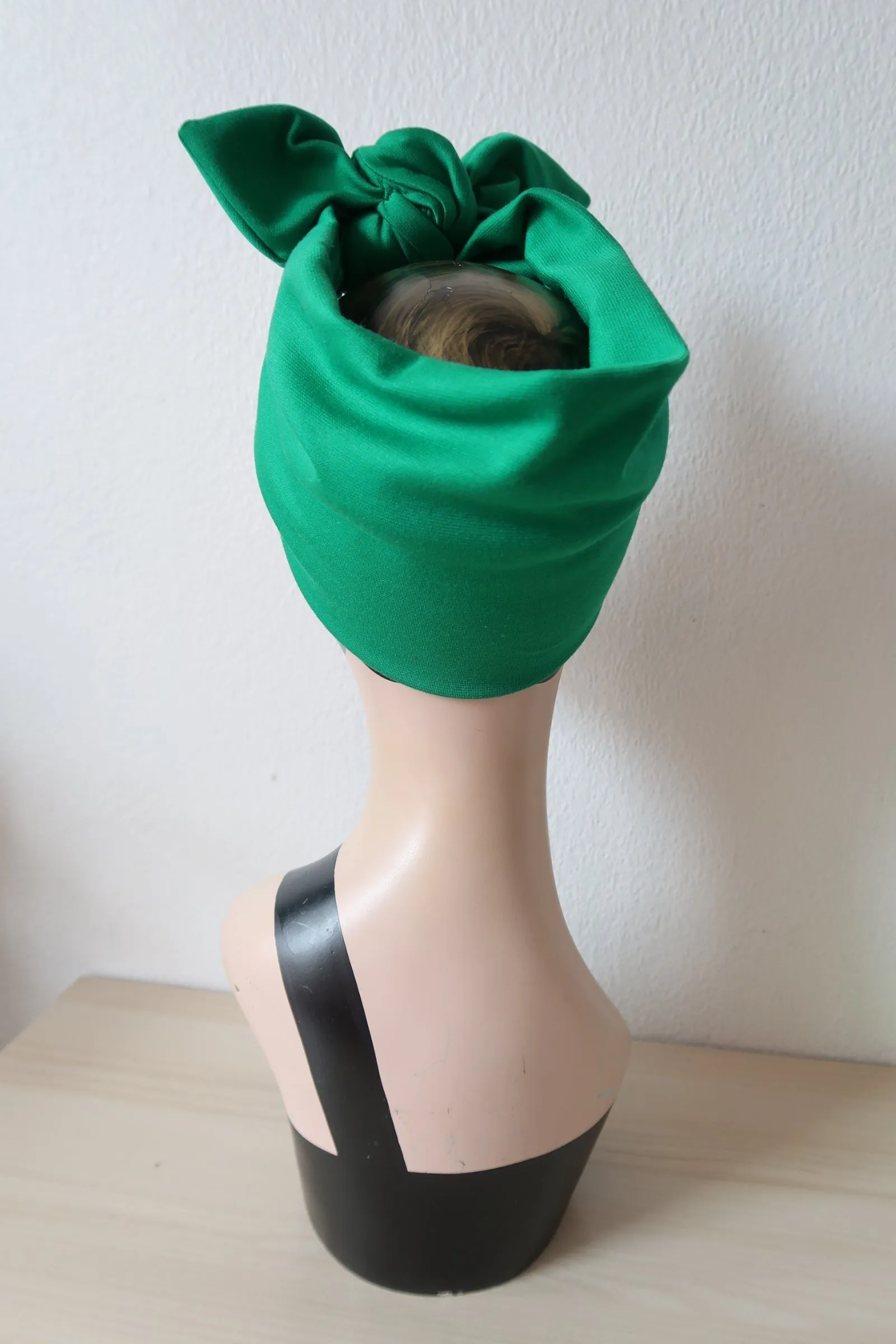 Landgirl 1940s Pre-tied Stretchy Headband in 9 Colours (made to order)